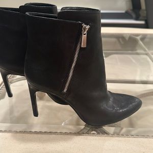 Vince Camuto black leather, silver zipper booties